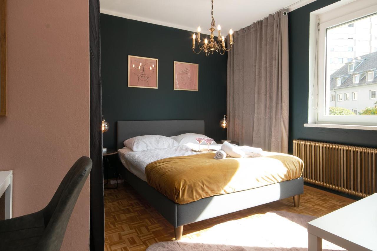 Schickes Boutique-Apartment, Zentral In Messe-& Bahnhofsnaehe, Sehr Ruhig & Gratis Parkplatz - Happystay Клагенфурт Екстериор снимка